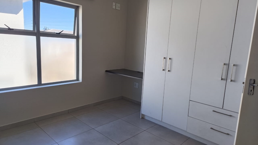 3 Bedroom Property for Sale in Parklands North Western Cape